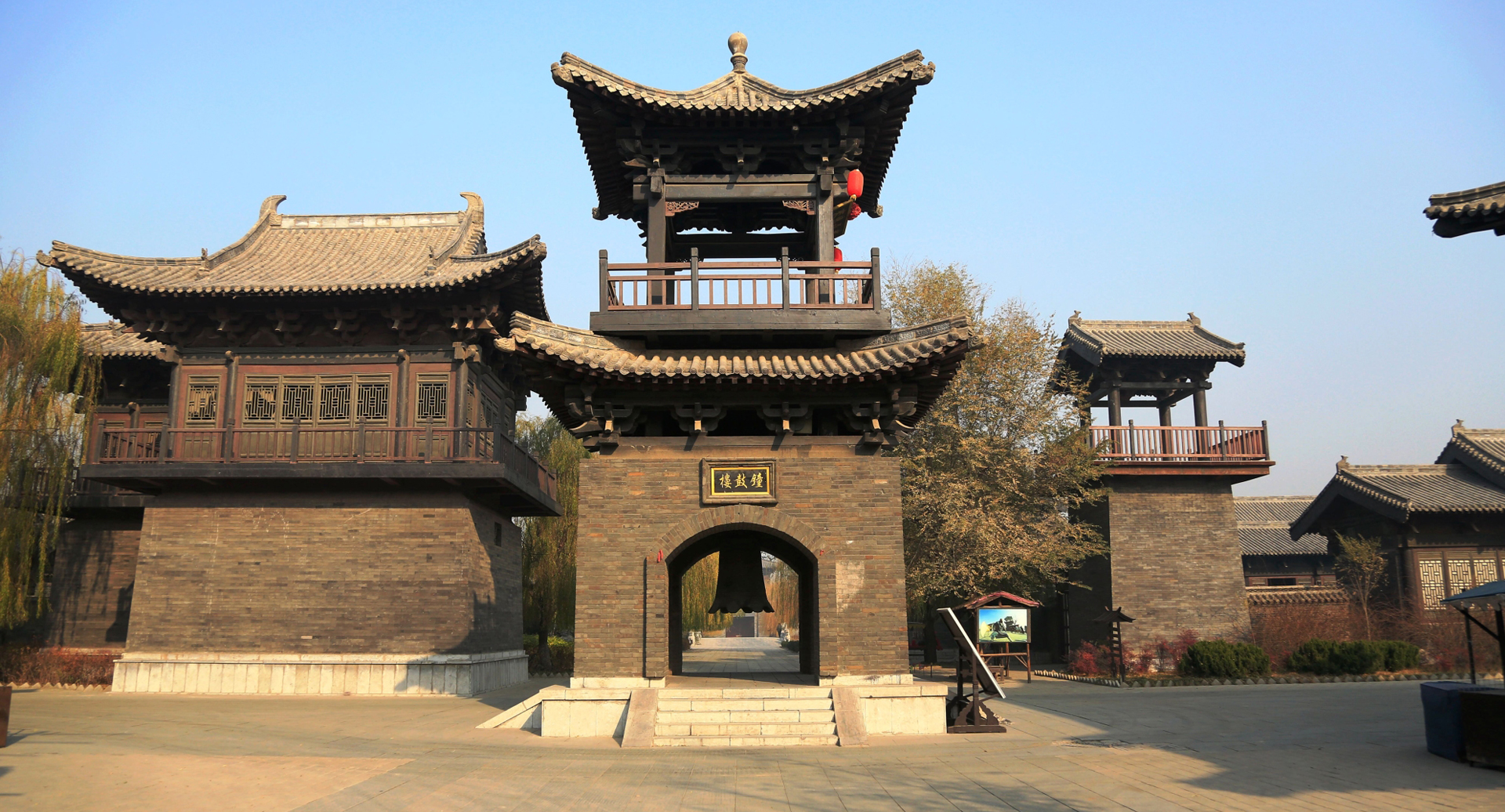  p data-id="gnbjxxyyml">水浒影视城,位于山东省泰安市东平县,始建于