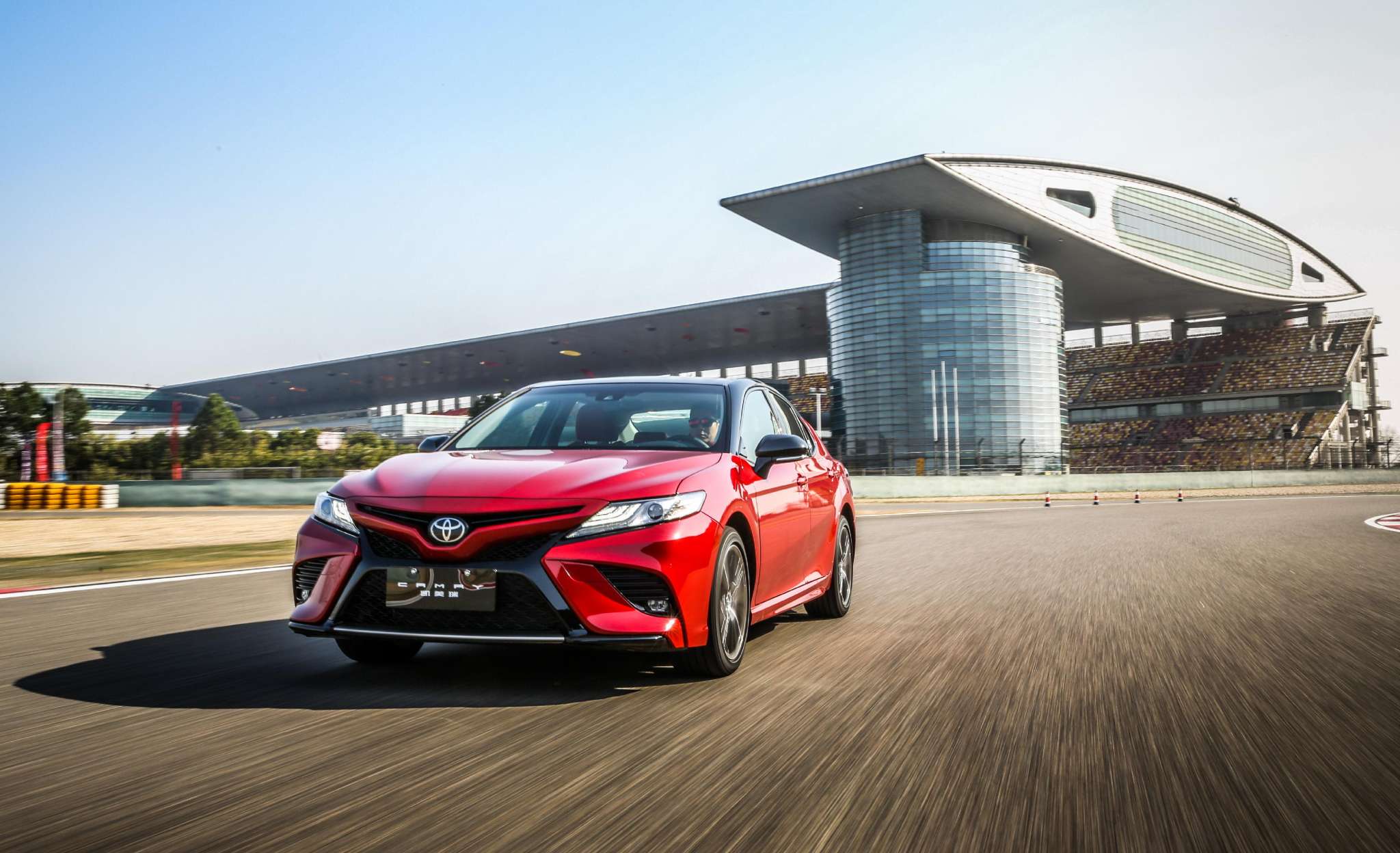  p>凯美瑞是 a target="_blank" href="/item/广汽丰田/3960547" data