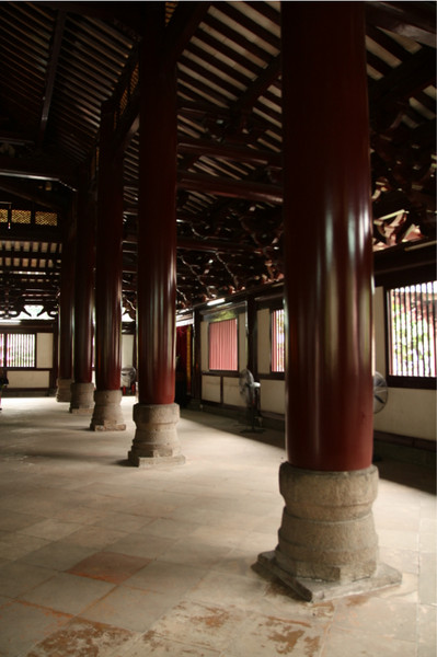 瓜楞柱又称脊瓜柱,瓜棱柱