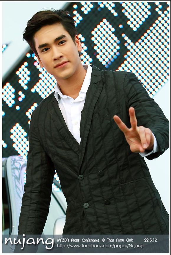 得克·库吉米亚(barry),1991年12月17日出生于泰国孔敬,泰国影视演员