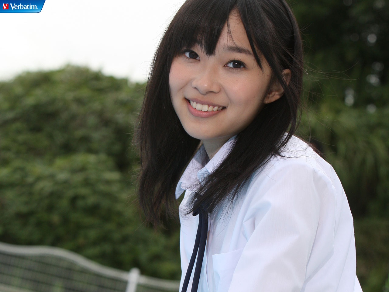  p>指原莉乃,1992年11月21日出生于日本大分县大分市,日本女歌手,演员