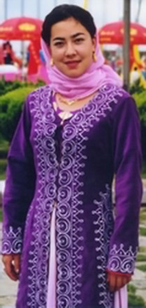 乌孜别克族服饰