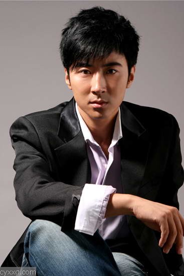 四海养大的,妻子是 a target="_blank" href="/item/白尚武/5686945"