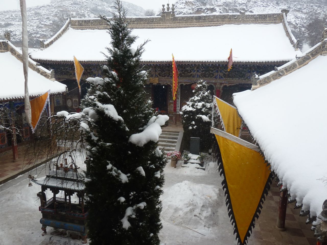 " href="/item/河北/65777" data-lemmaid="65777">河北 /a>赤城境内