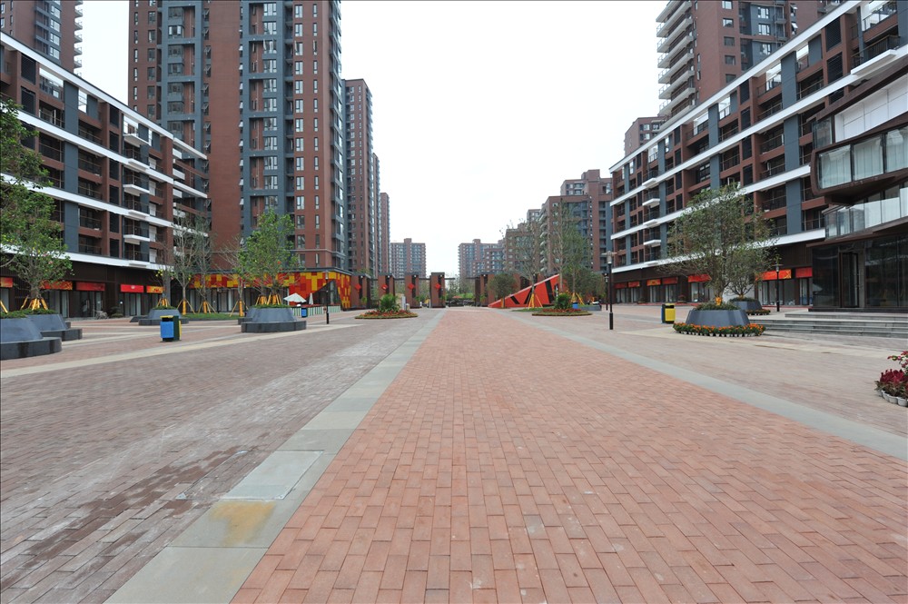  p>武汉万科魅力之城地处湖北省武汉市 a href="#">武昌 /a>光谷未来