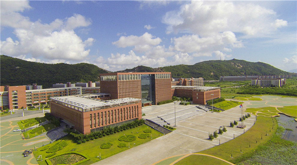 吉林大学珠海学院图书馆
