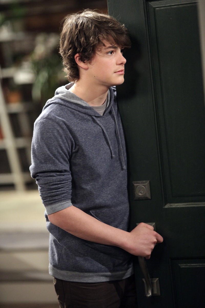 伊瑟尔·布罗萨德