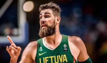  p>约纳斯·瓦兰丘纳斯(jonas valanciunas),1992年5月6日出生于 a