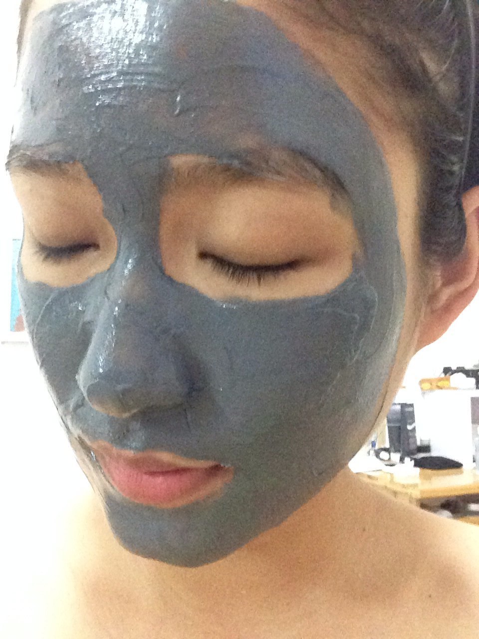  p>泥膜是膏状 a target="_blank" href="/item/面膜/371233" data