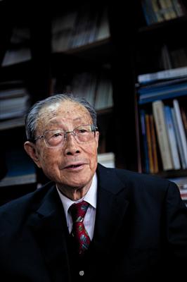 李德生(中国科学院院士,石油地质学家)