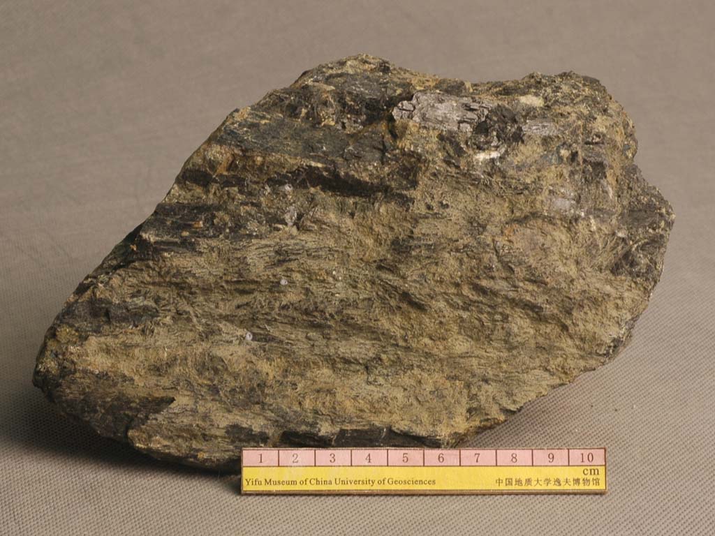  p>辉石岩中矿物出溶结构的存在,辉石较高的mg#值以及较高的平衡温度