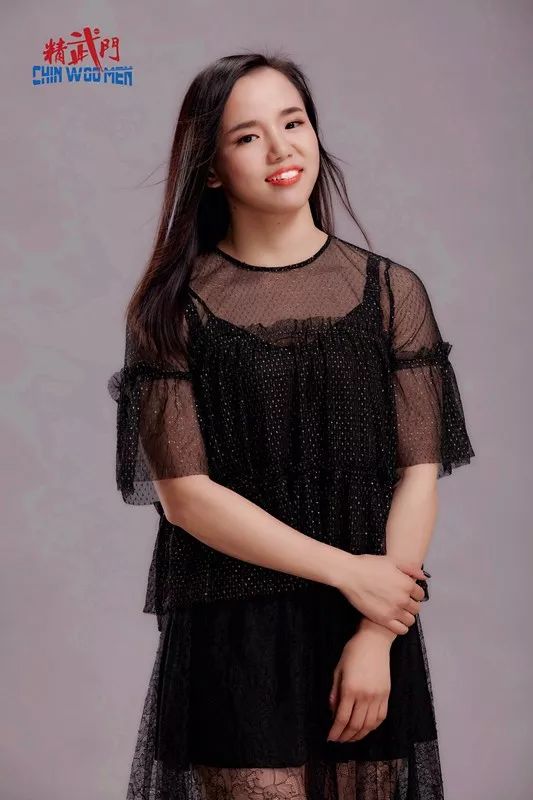  p data-id="gnzdzmawey">林荷琴,1993年12月11