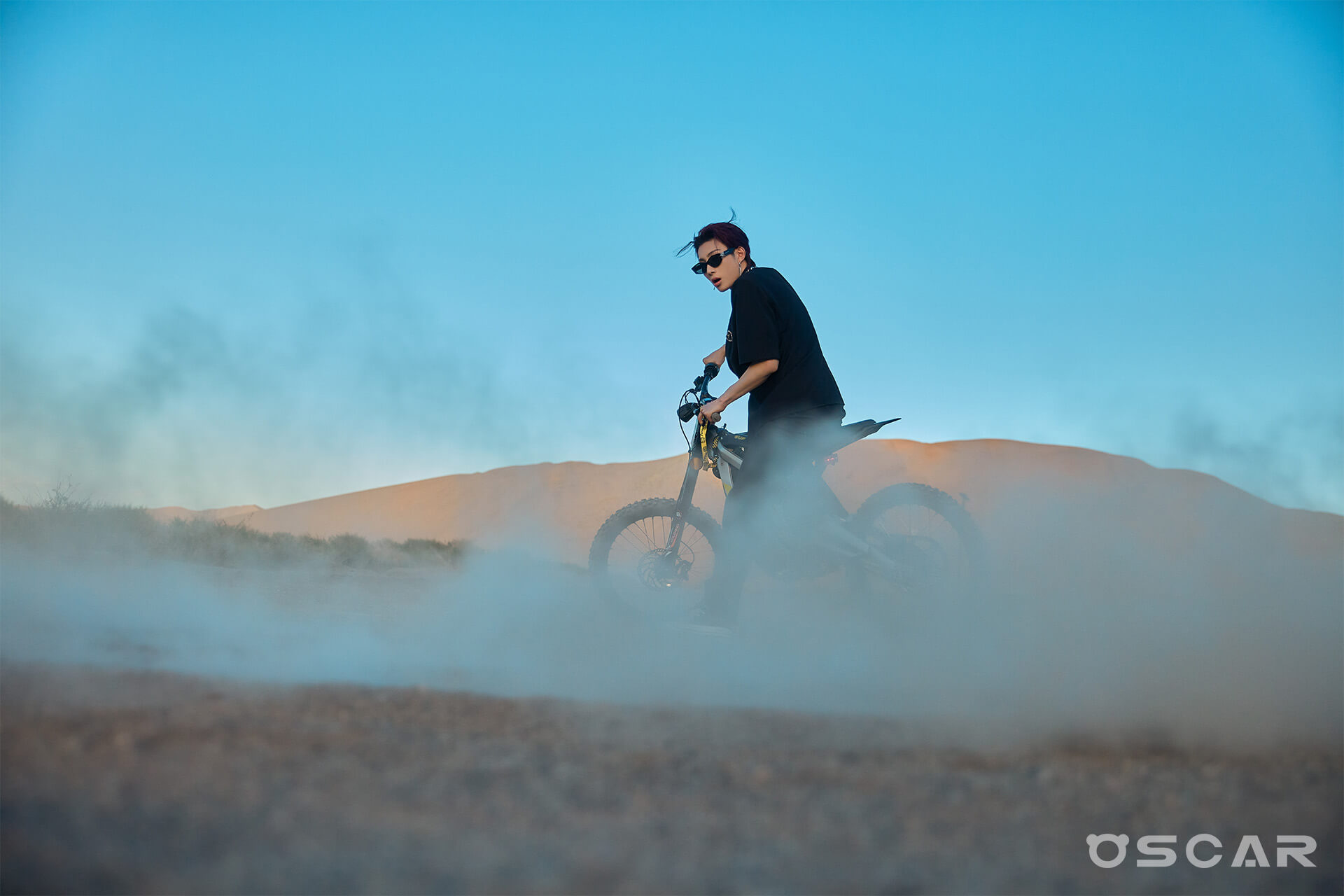  p data-id="gnwneurtrr">奥斯卡(oscar wang),本名王政熊,1998年7月