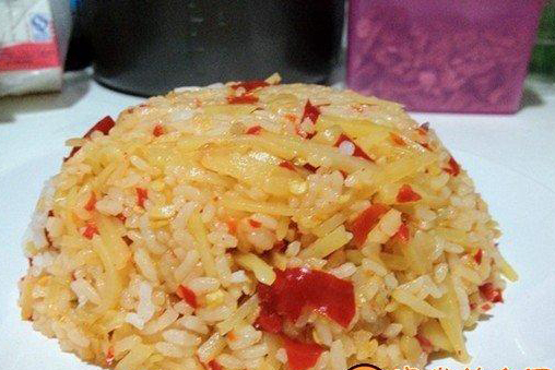 糟辣椒洋芋丝炒饭