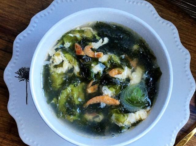 白菜豆腐紫菜汤