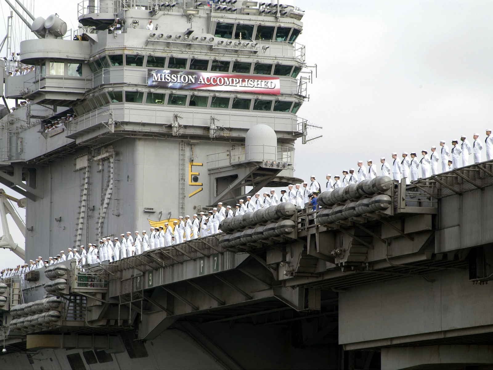 uss abraham lincoln,舷号:cvn-72,简称:林肯号航母),是20世纪80年代