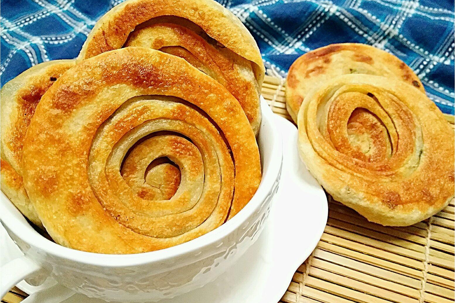  p>油旋儿是一道 a target="_blank" href="