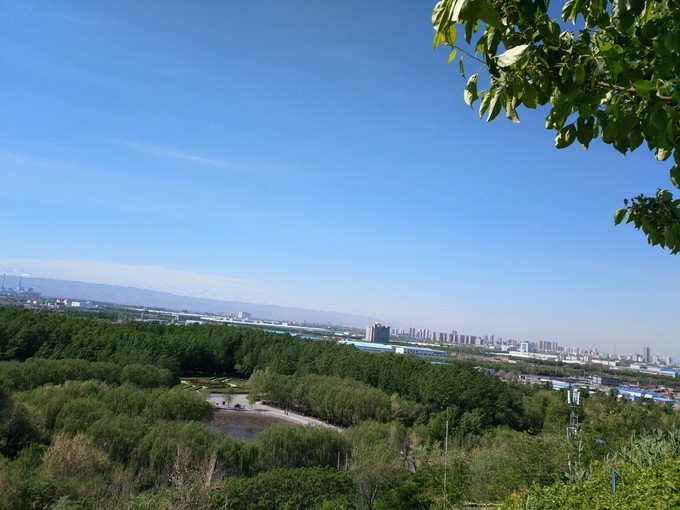  p>玛河公园位于有小上海之称的新疆石河子市东郊,于2001年开工建设