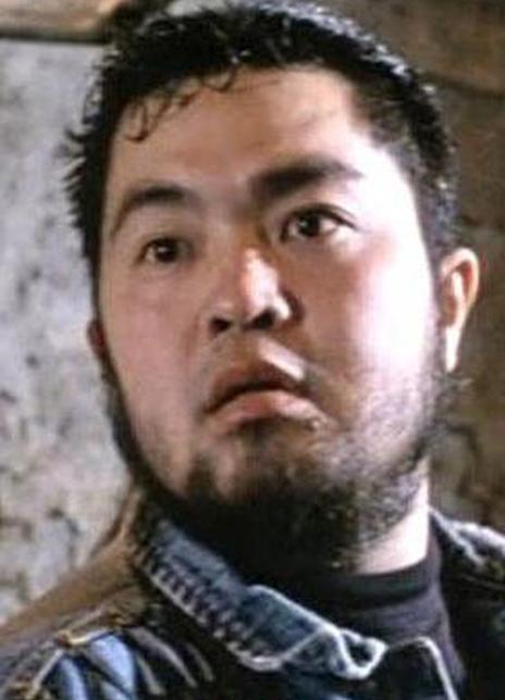 data-id="gnyxl5yldo">鬼冢,11月14日出生于中国香港,中国香港男演员