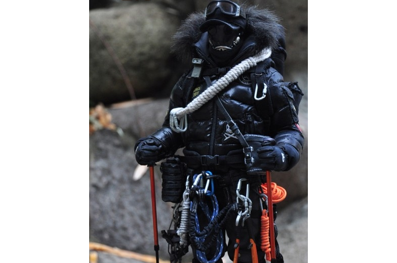 玩家作品:mc toys黑暗登山克焰人dx版