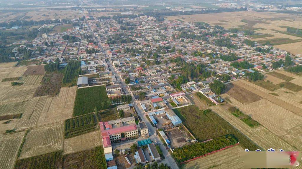 "gnx1qsn1vj">段庄村为一乡村名称,在中国河北省雄安新区容城县南张镇