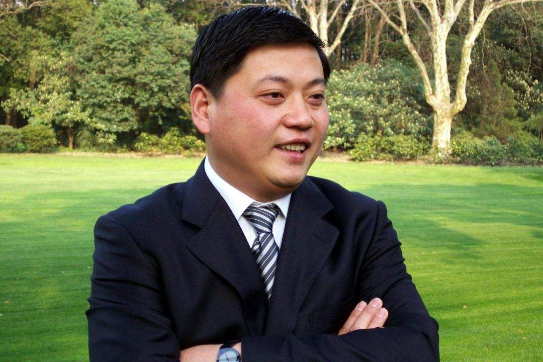 hoc">王均瑶(1966年9月15日 i>- /i>2004年11月7日),出生于浙江省 a