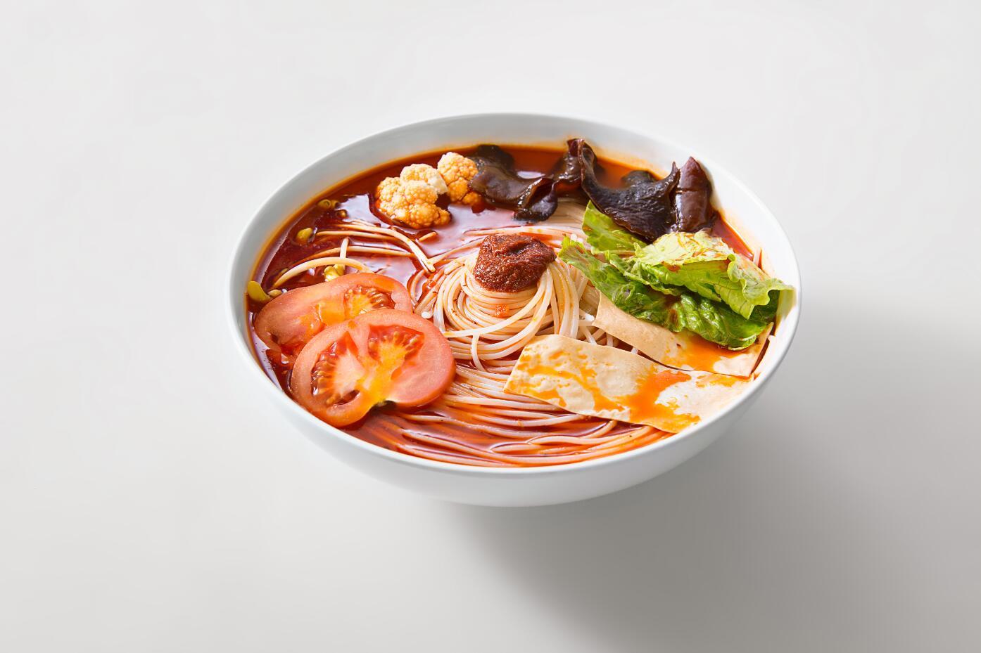 番茄鸡片鸡汤米线