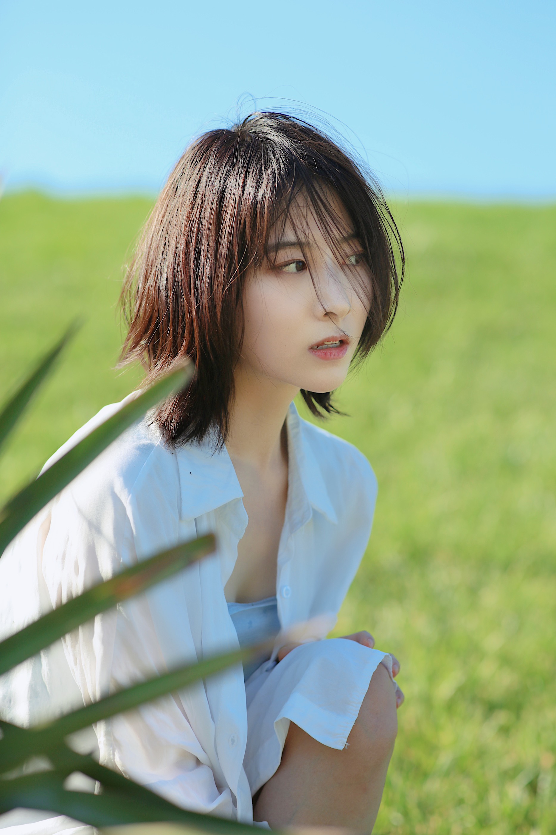  p>张艺,1994年11月22日出生,毕业于北京现代音乐