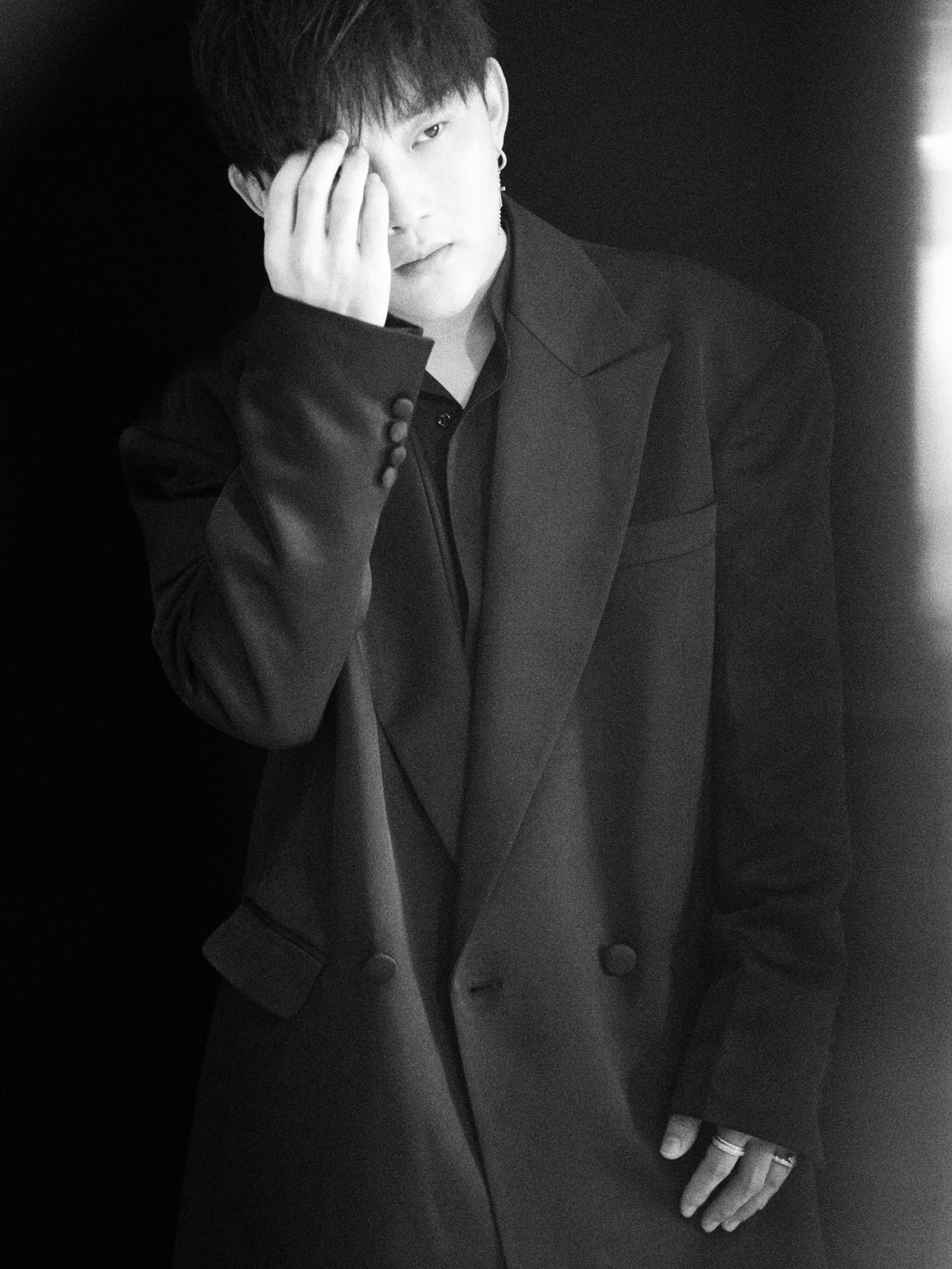  p>孙焱彬,中国内地男歌手,演员,独立音乐人,1990