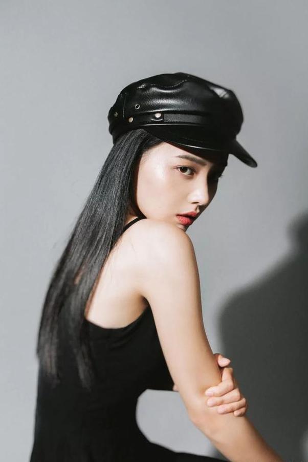  p>张楚萱,出生于1996年11月9日,演员,2021年6月