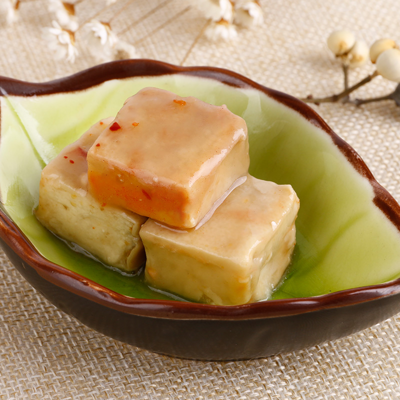 data-lemmaid="6060173">公山豆腐 /a>主要选用八公山豆腐经过煮,炸制