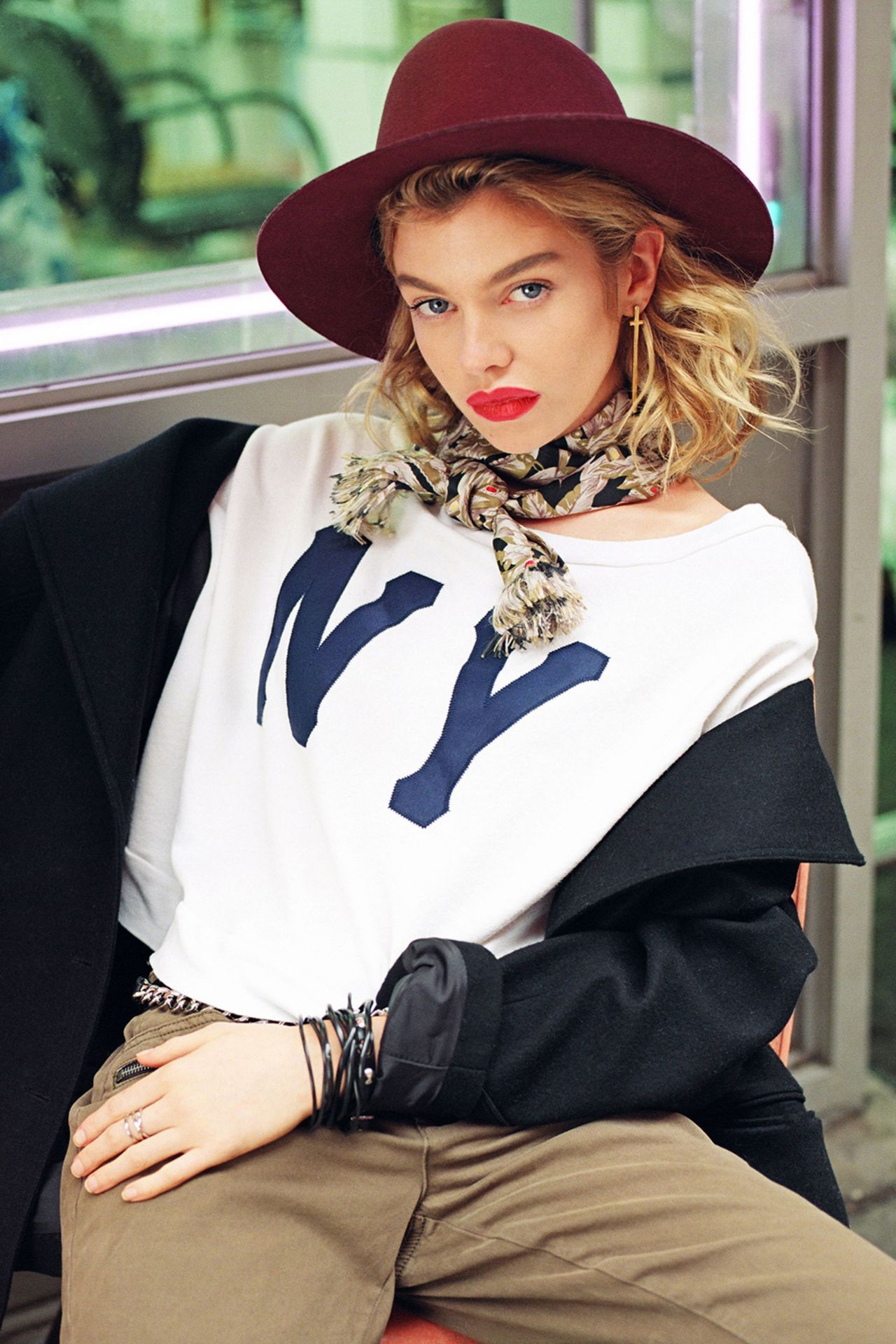 比利时 a target="_blank" href="/item/布鲁塞尔">布鲁塞尔 /a>,模特