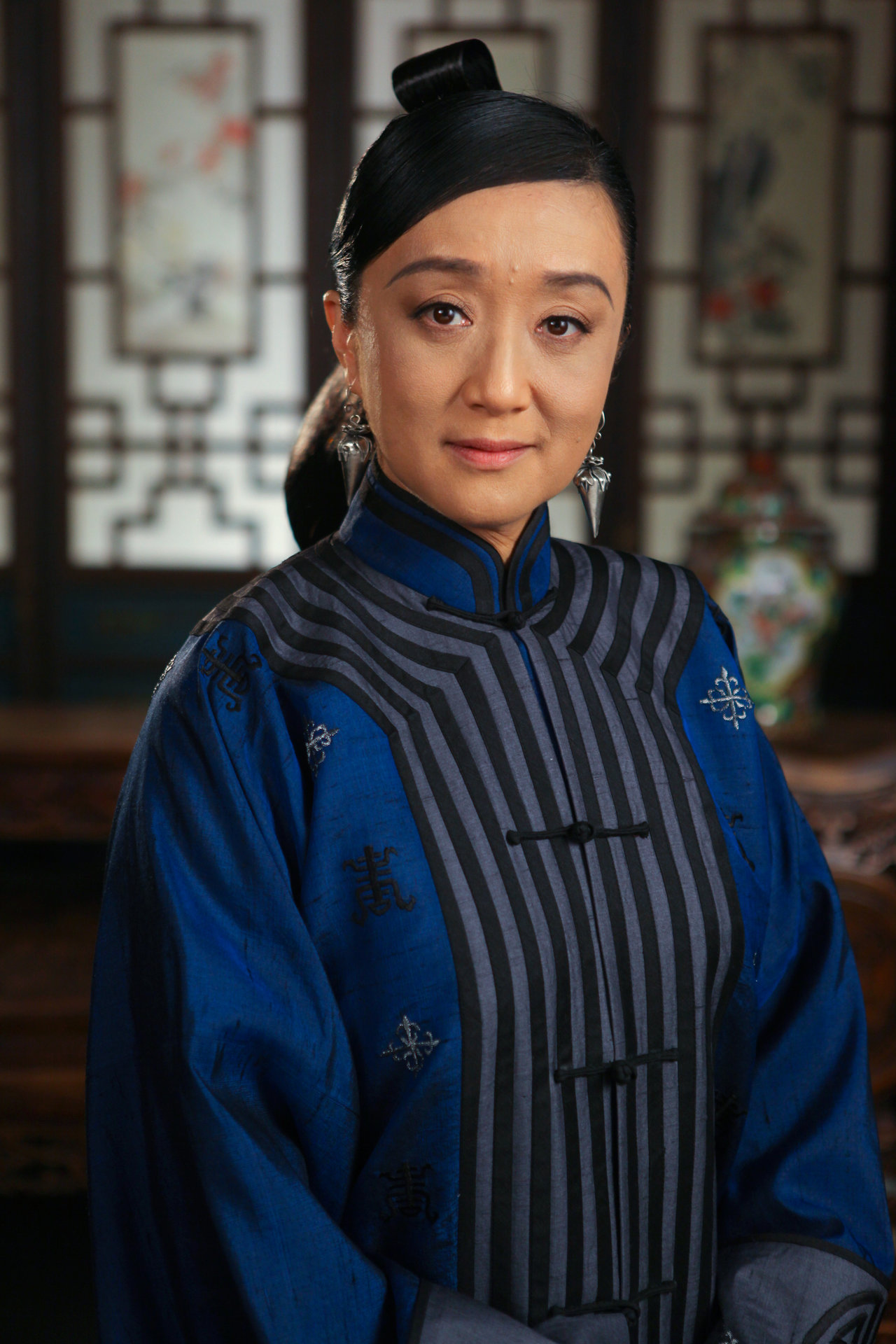  p>杨昆,女,汉族,出生于云南省昆明市,影视演员,毕业于 a target="