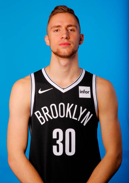  p data-id="gnvjc3yweb">扎南·穆萨(dzanan musa),1999年5月8日出生