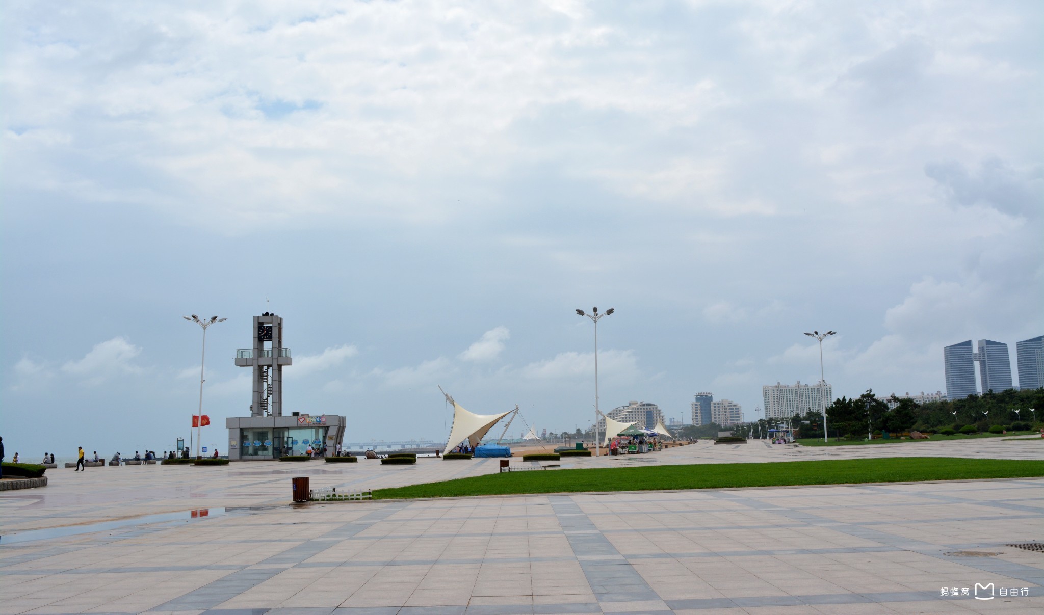 "旅游来日照,必到万平口",已成为各地游客的共识.