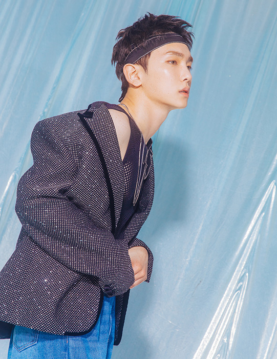  p>金基范(         ),艺名key,1991年9月23日在韩国大邱市出生,韩国