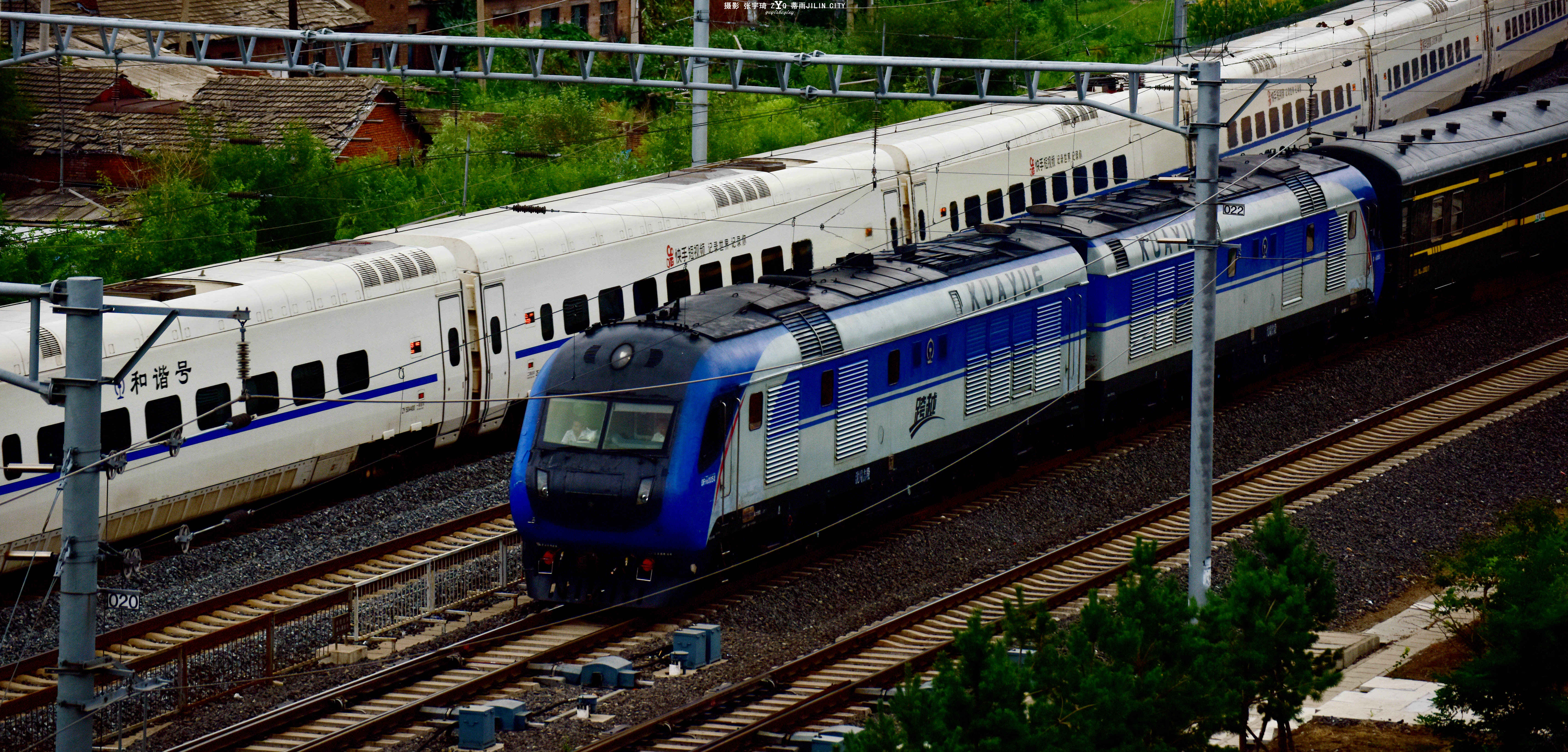  p>普速列车,全称普通速度列车,是指行驶速度较低的 a target="_blank