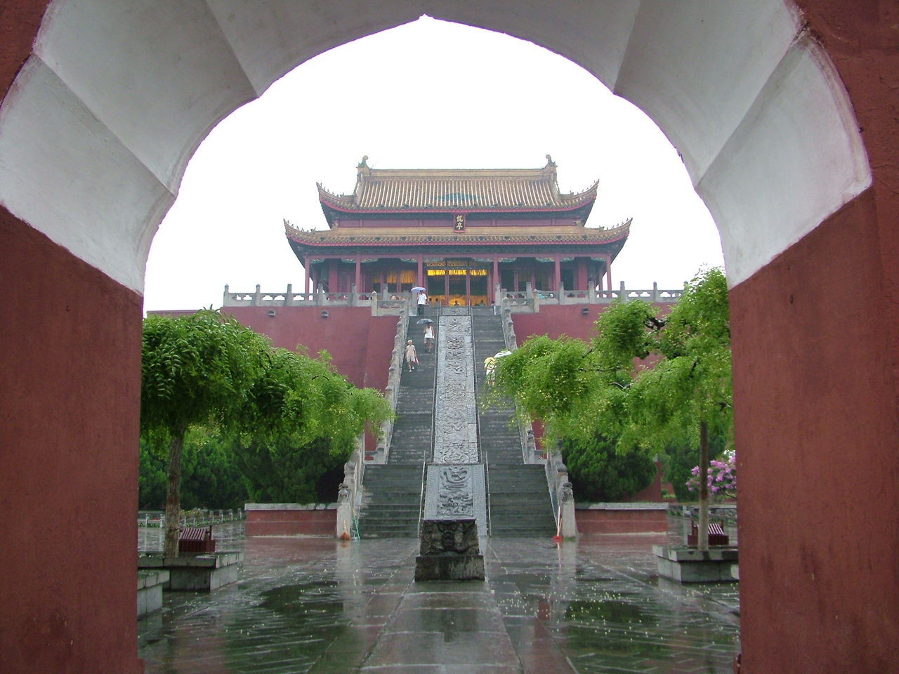 开封天波杨府