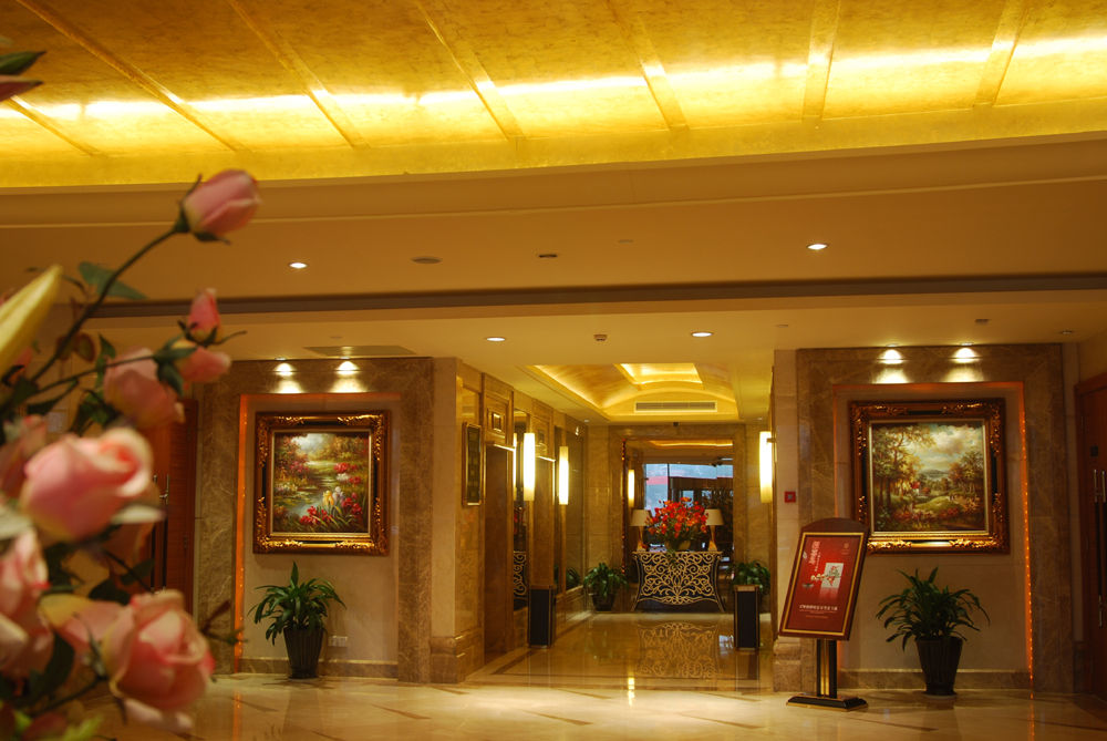  p>永川名豪国际酒店是一家集政务,商务,会展等多项综合性服务为一体