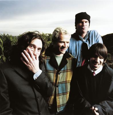 quot; balzary (贝斯), chad smith (鼓手) and josh klinghoffer