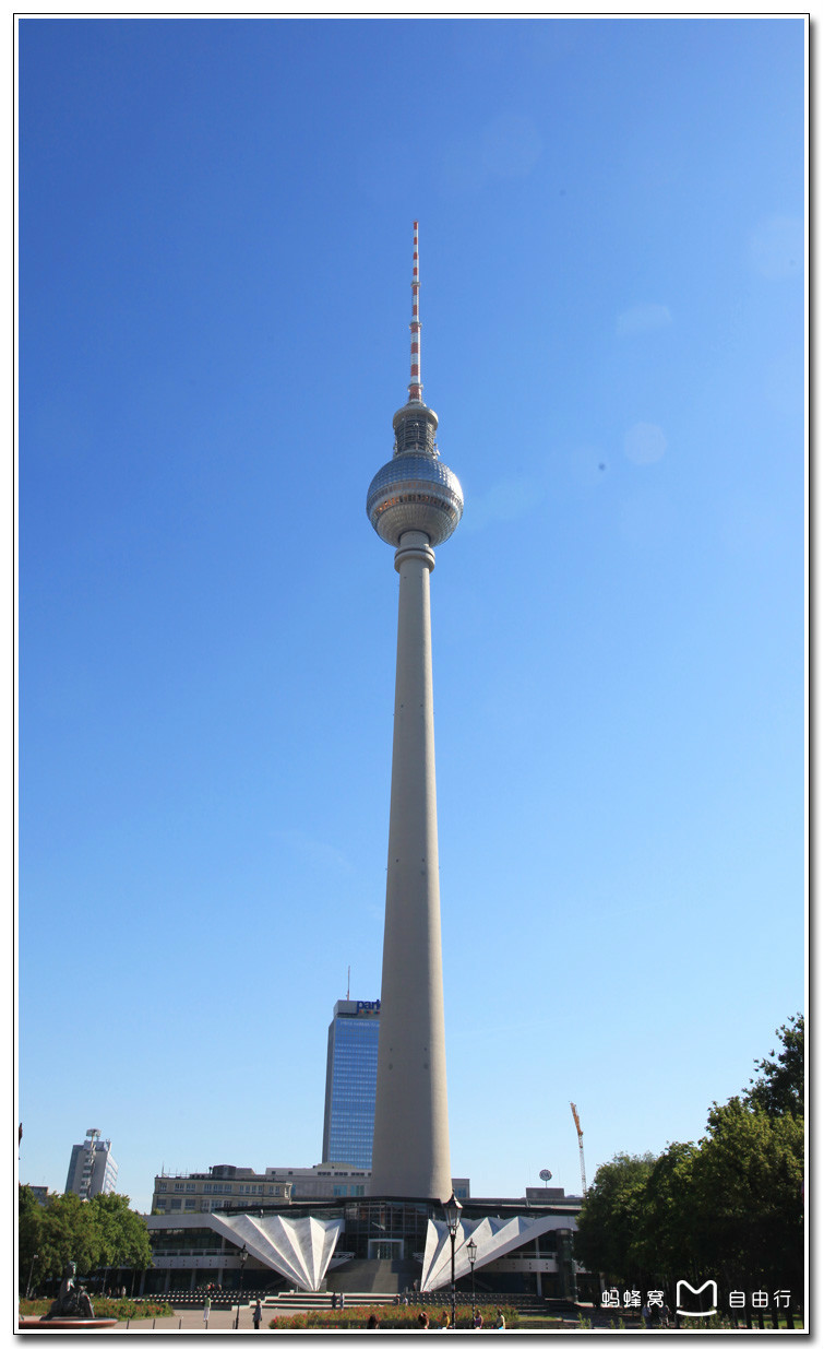  p>柏林电视塔(berlin tv tower)位于 a href="#" data-lemmaid="