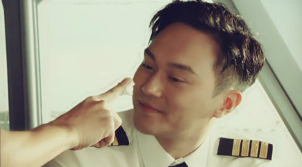  p>《冲上云霄ii》是 a target="_blank" href="/item/香港电视广播