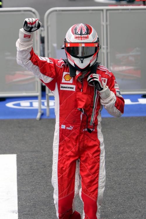 kimi raikkonen),1979年10月17日出生于艾斯堡,芬兰赛车手