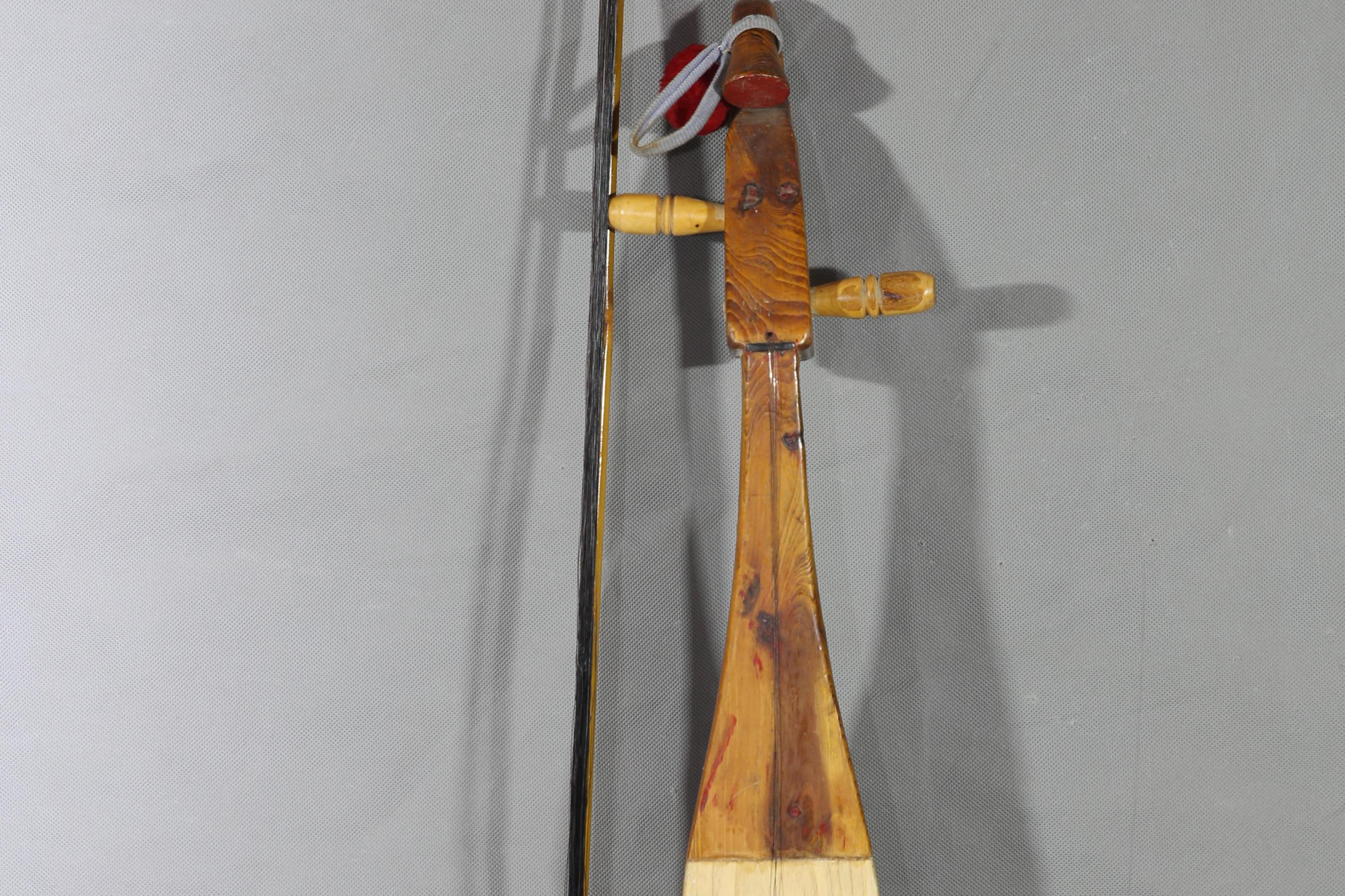 当代黎平侗族高音牛腿琴