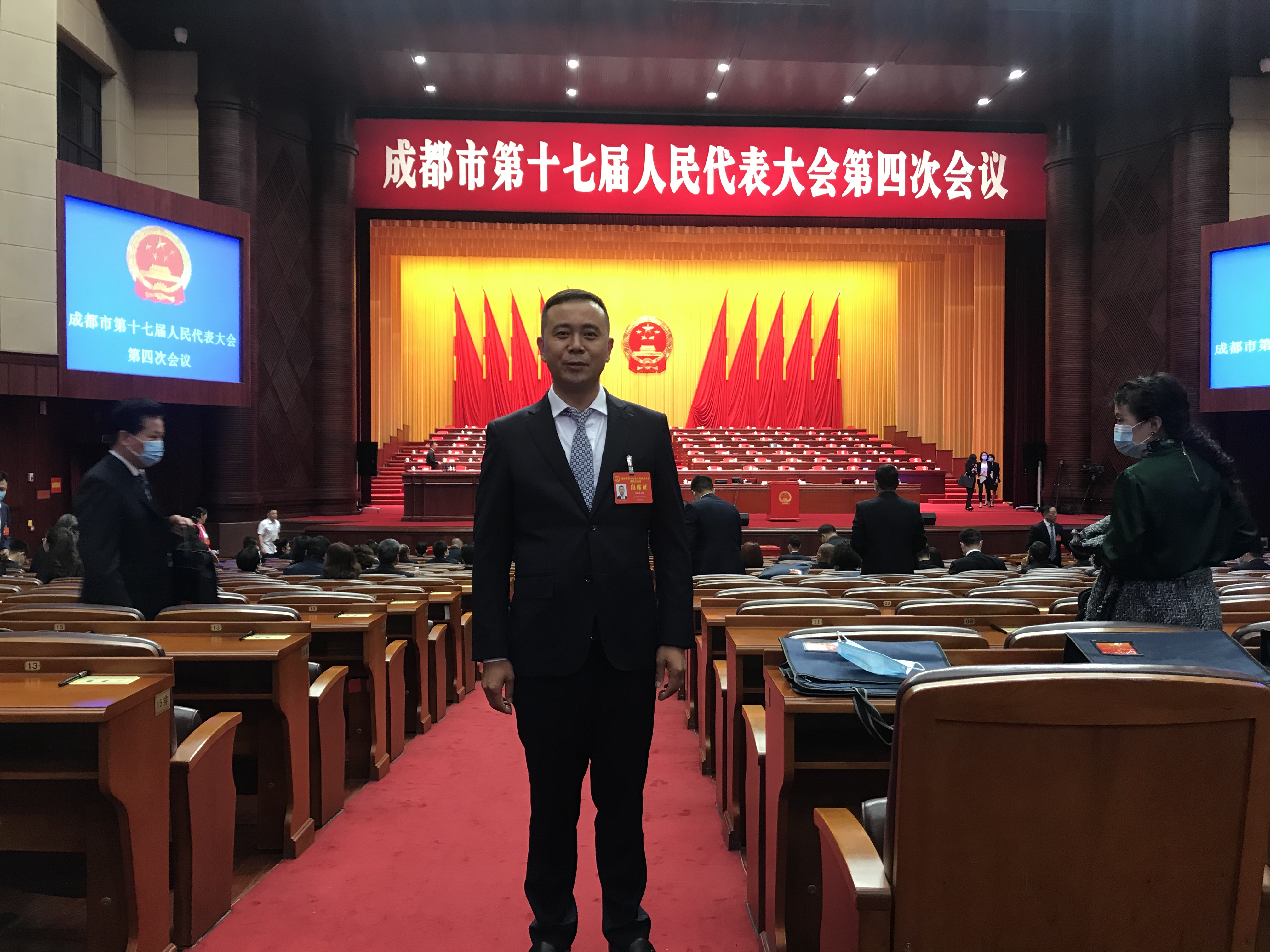  p>阳永强,1970年1月9日生于四川省成都市彭州市,成都市第十七届人大