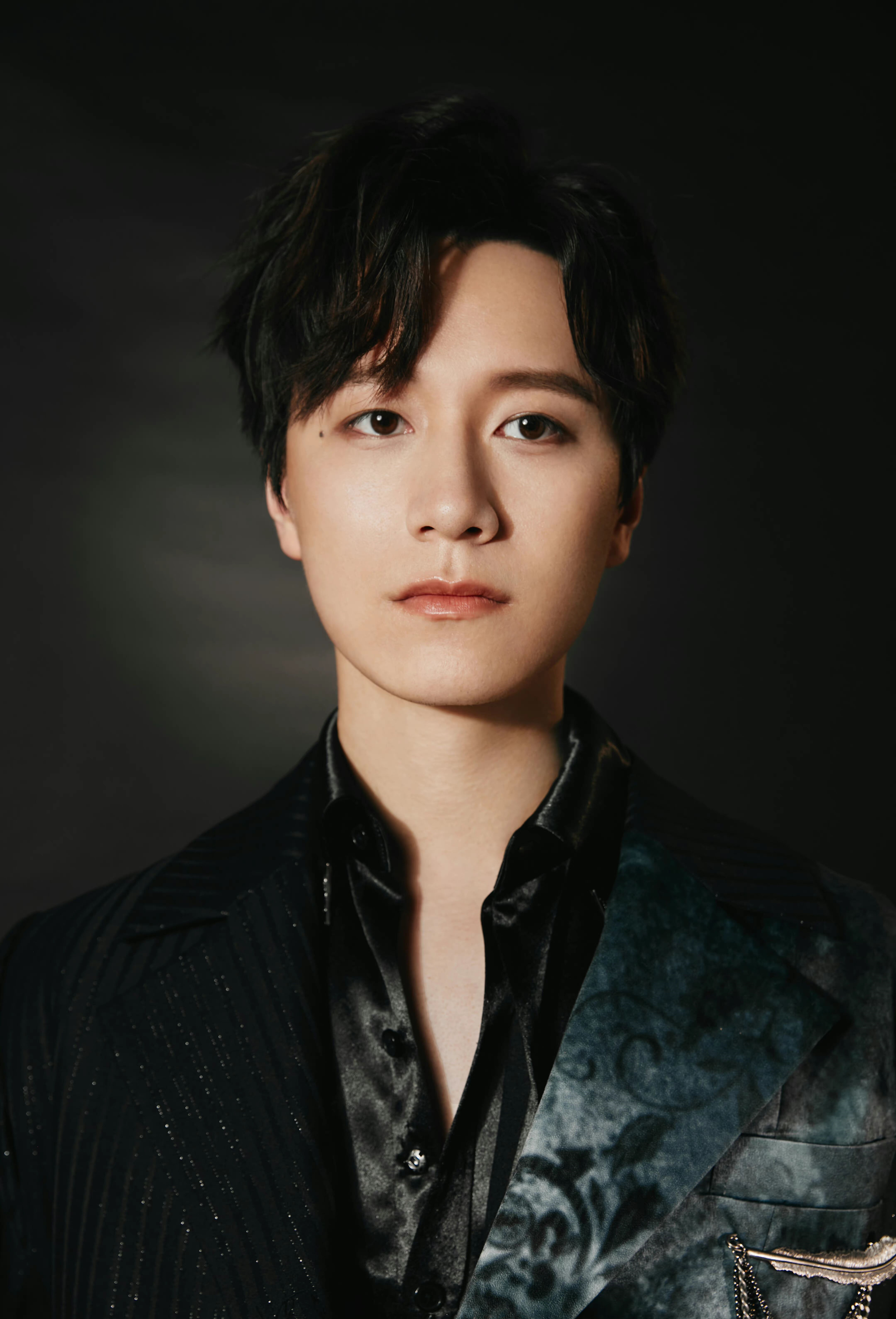 rvx4hp">张泽,1994年5月30日出生于河南省郑州市,中国内地音乐剧演员