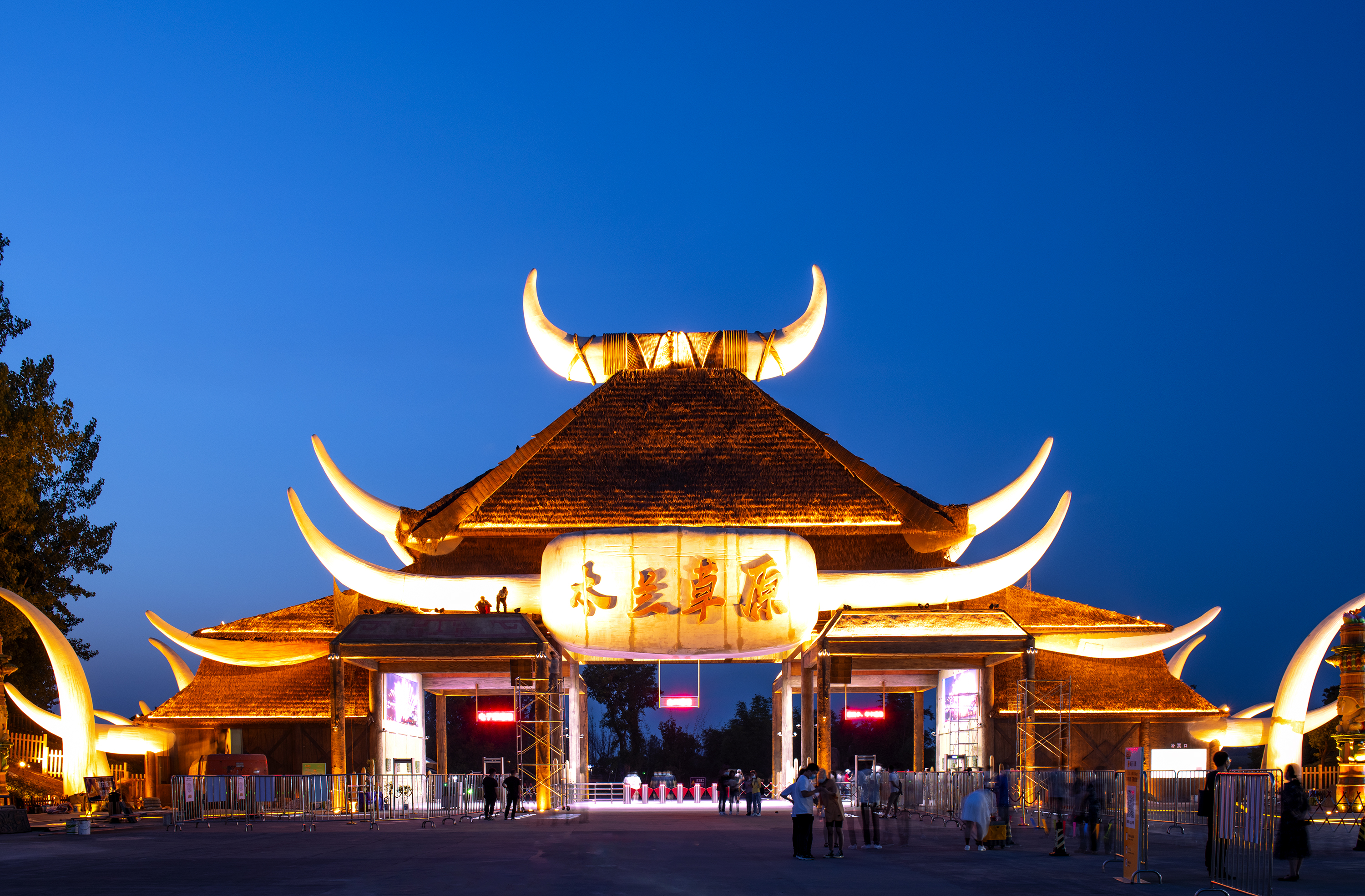  p data-id="go0gmjvw9p">木兰草原位于湖北省武汉市黄陂区 a target=