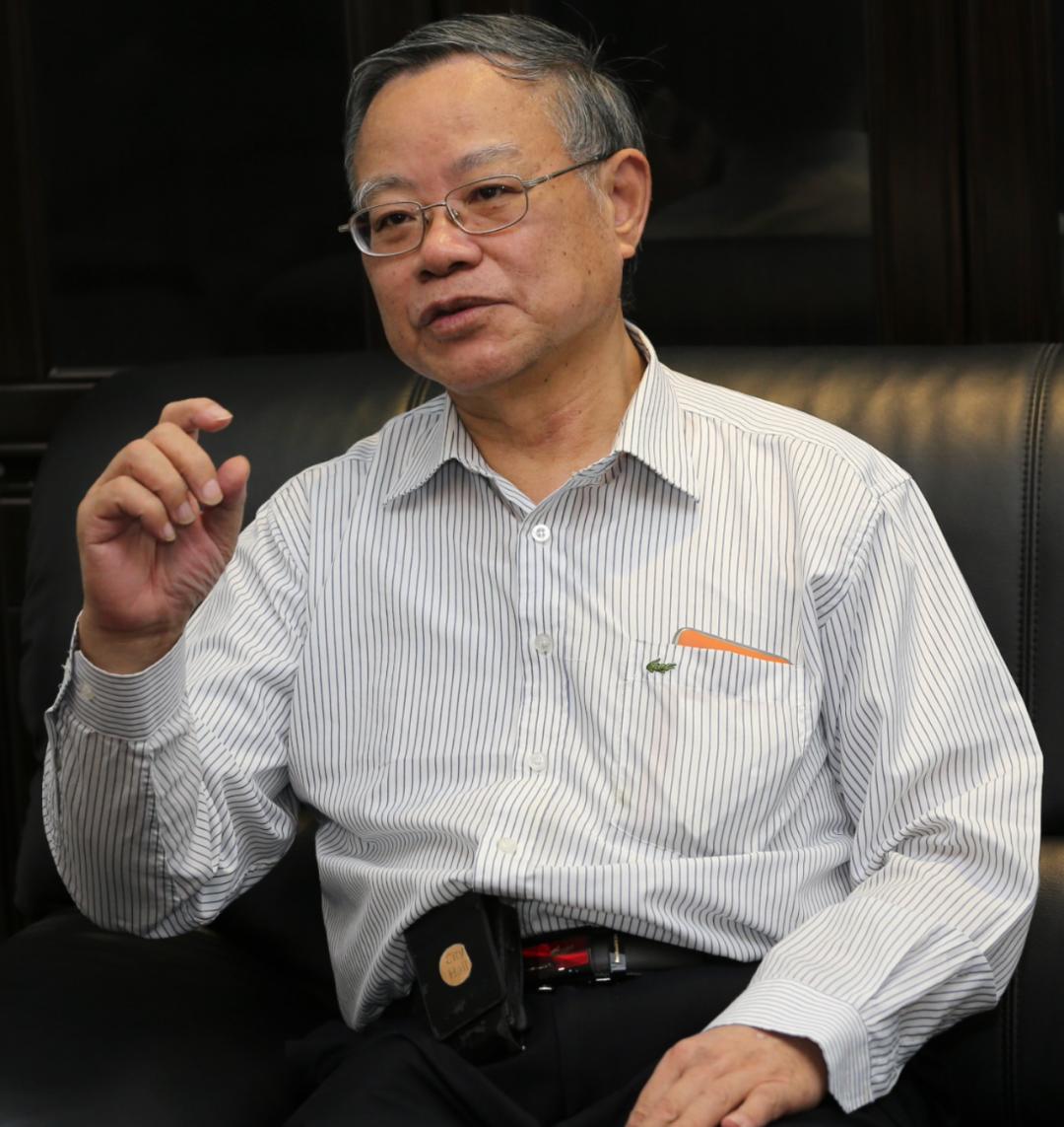 几乎每户杭州人家用过的小灵通，就出自他的科幻小说_百科TA说