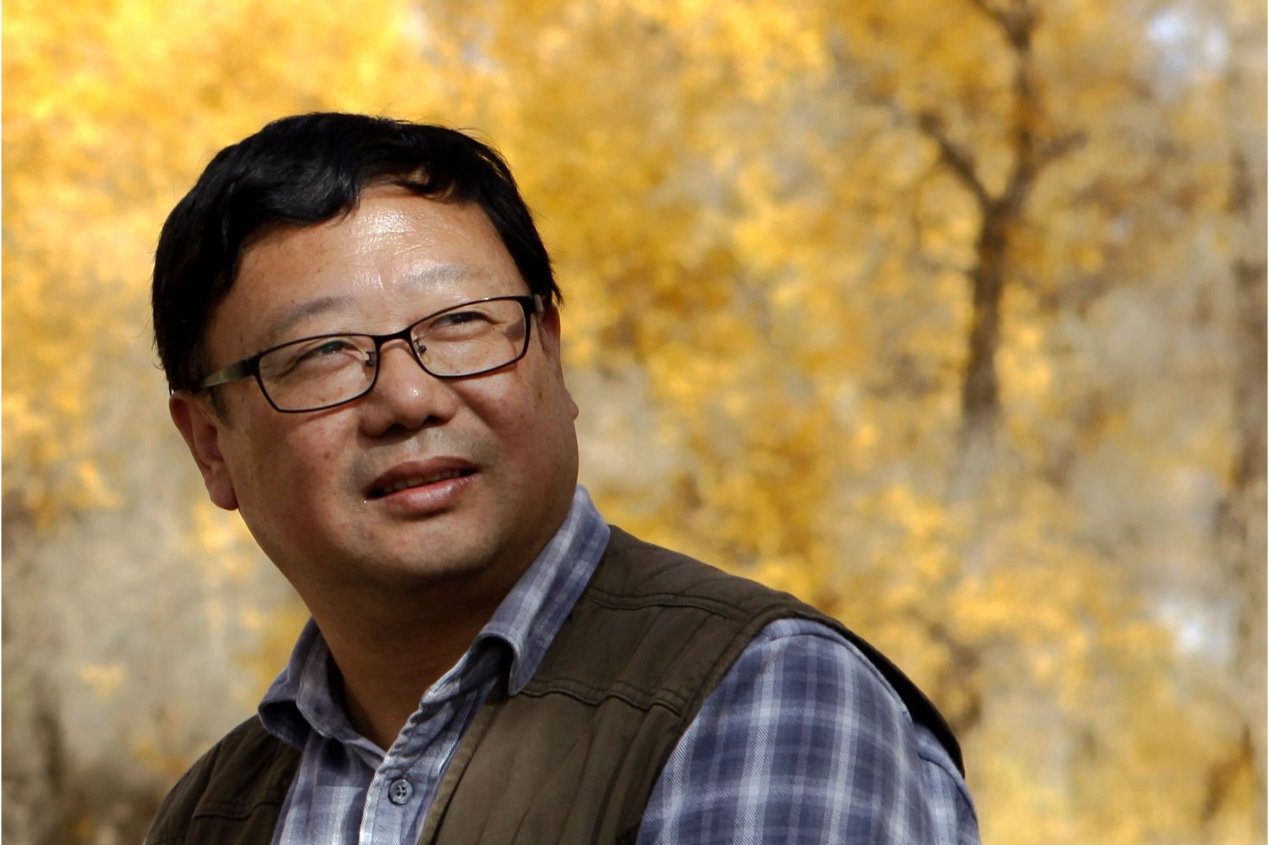 李文龙
