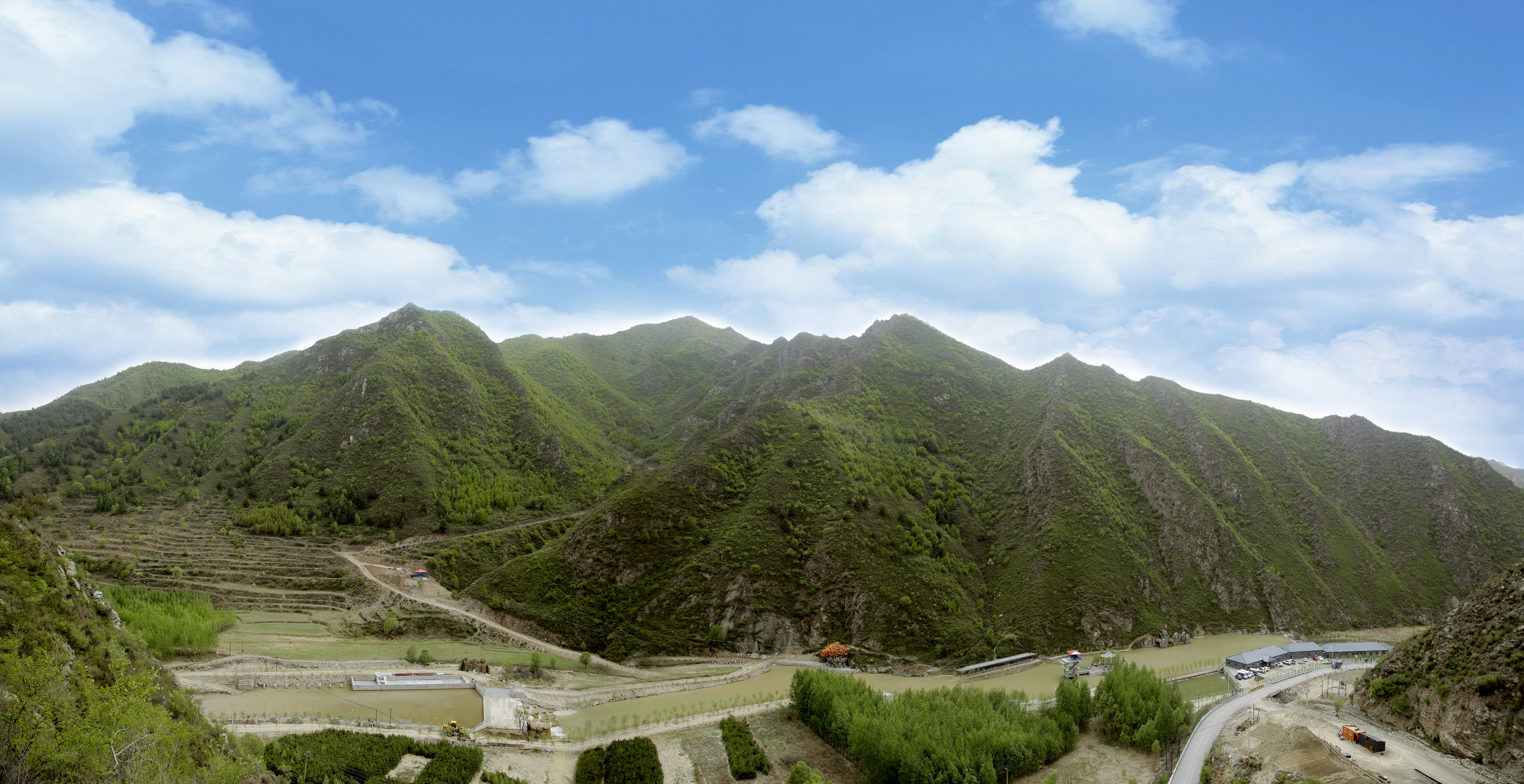 代县峪河源生态漂流景区